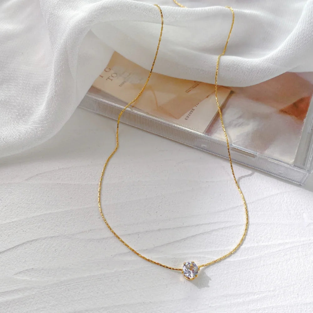 Colar Feminino Ponto de Luz em Aço Inoxidável