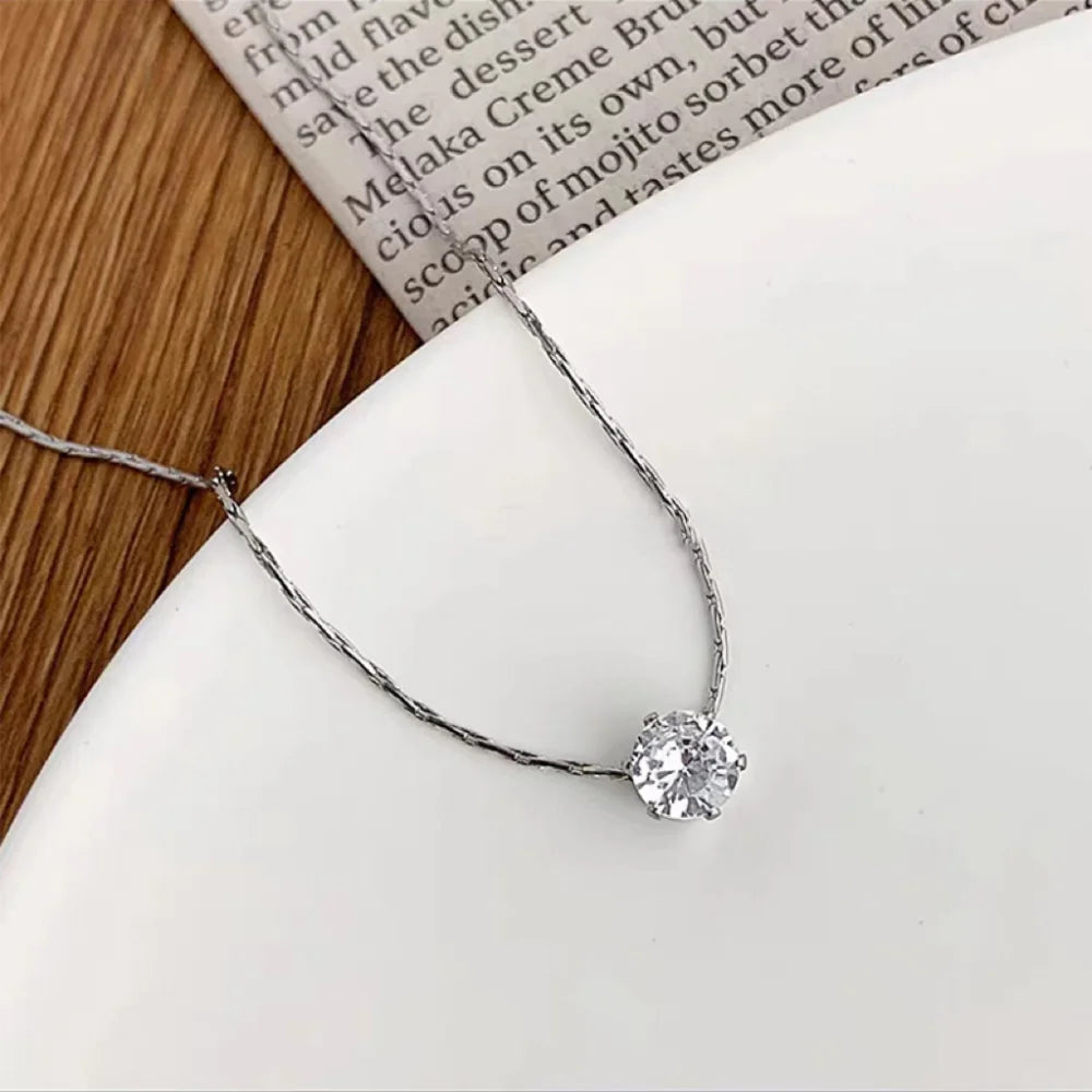 Colar Feminino Ponto de Luz em Aço Inoxidável