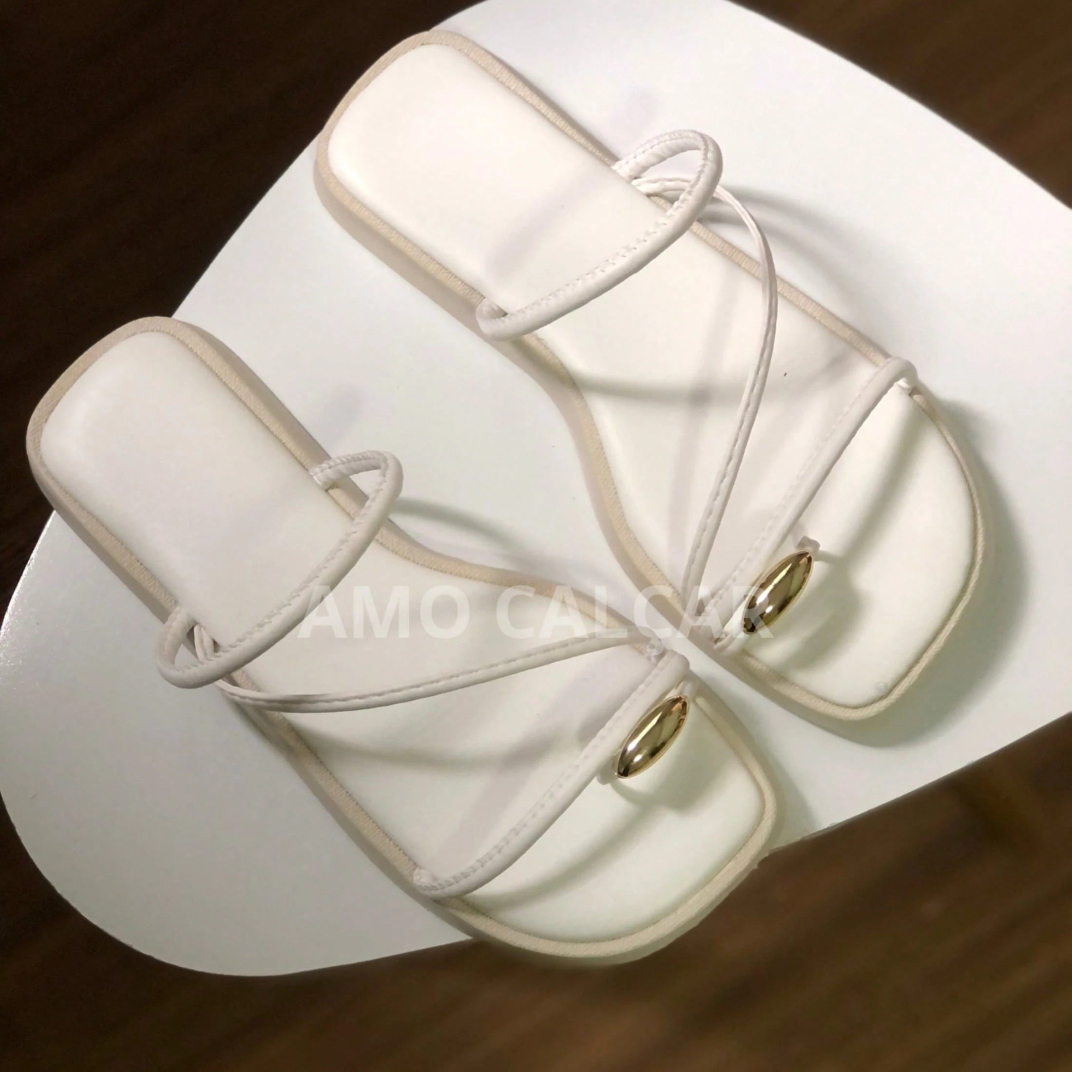 Sandália Feminina Flatform com detalhe em abs no dedinho elegante rasteirinha feminina