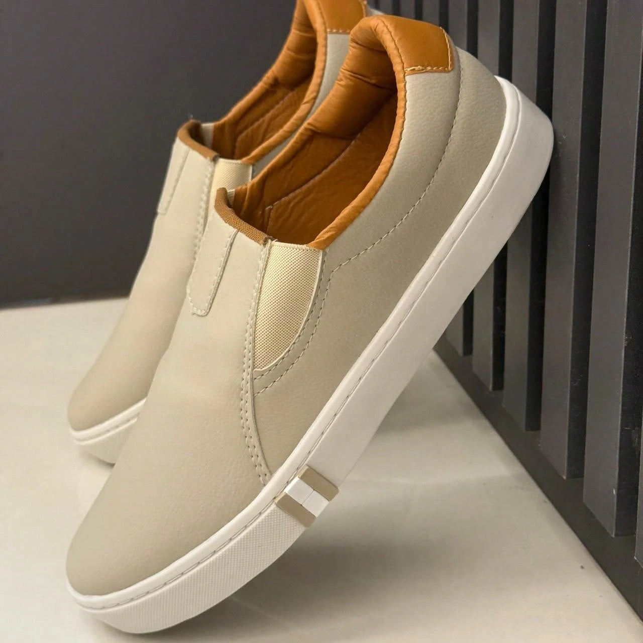 Slip On Masculino Casual em Couro PU